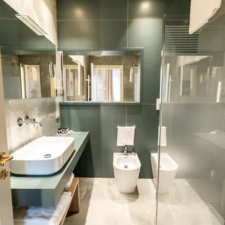 Anna Teresa Luxury